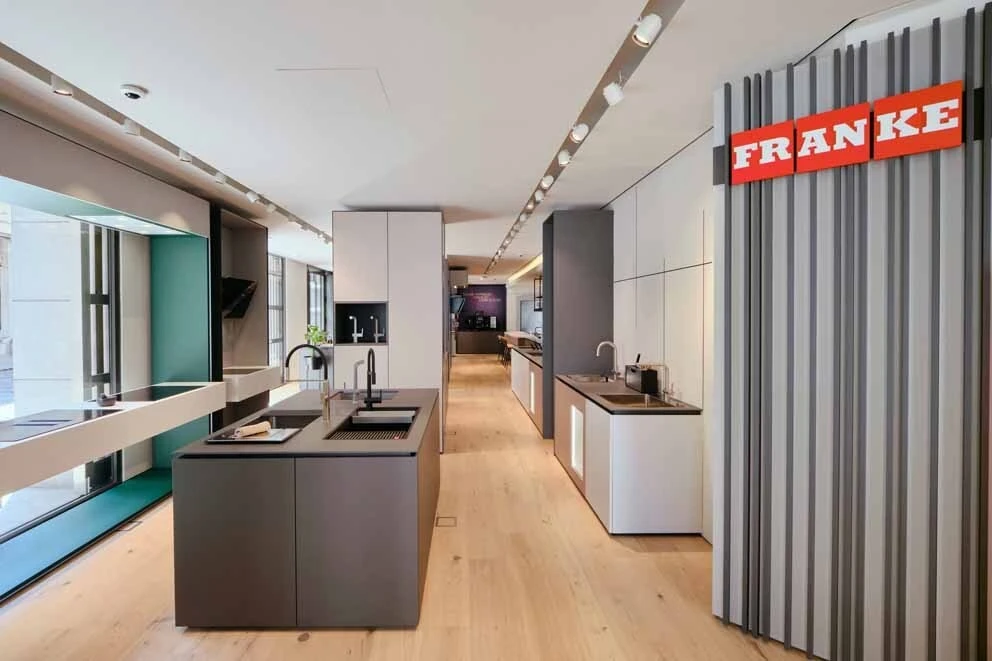 Franke Home Solutions: prodotti di alta gamma esposti in uno showroom totalmente rinnovato
